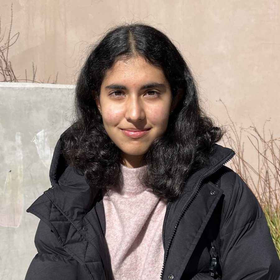 Senior Arezoo Ghasemzadeh