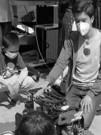 Ethan Liang: teaching robotics